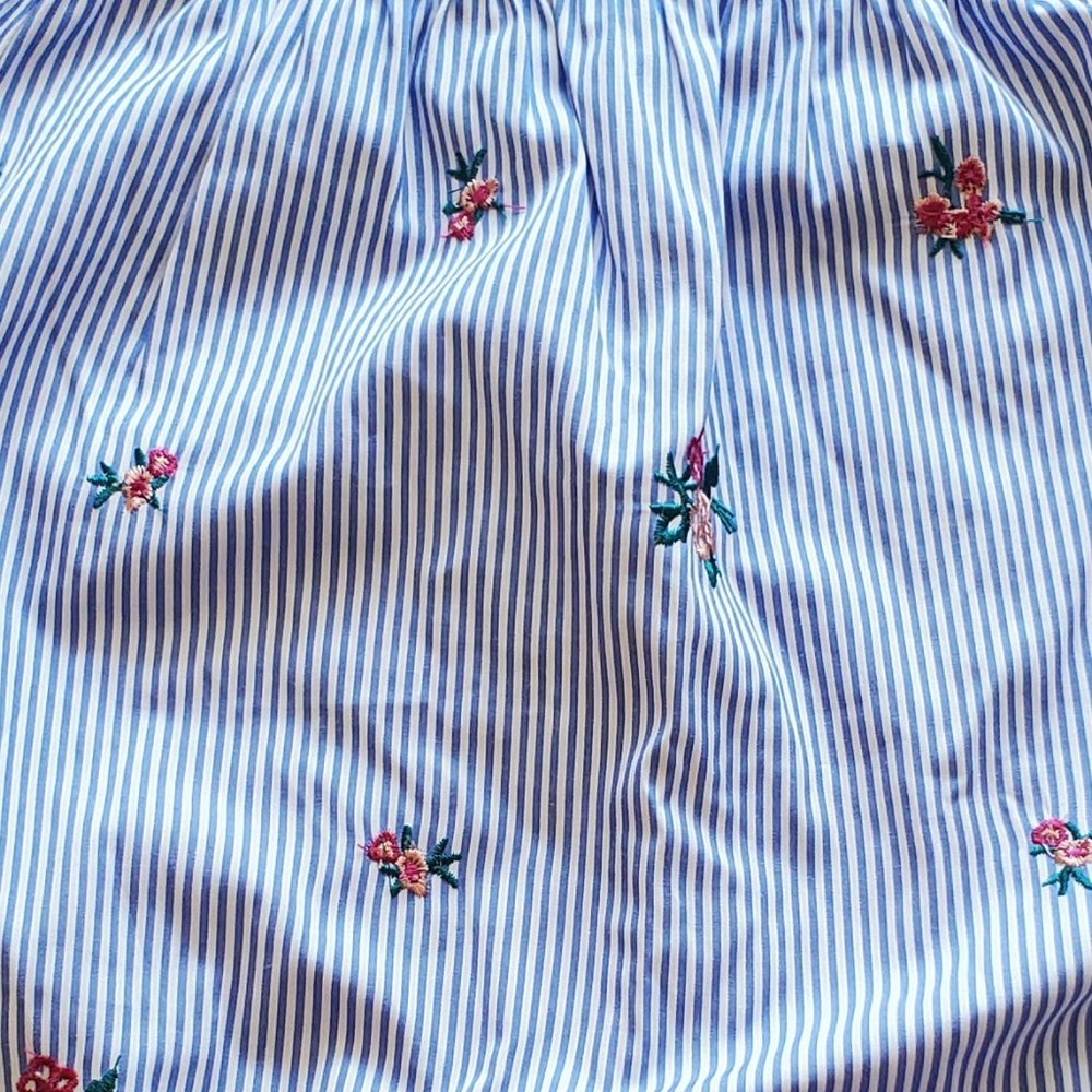 Embroidery Spring/Summer Blouse - Picture 2 of 5